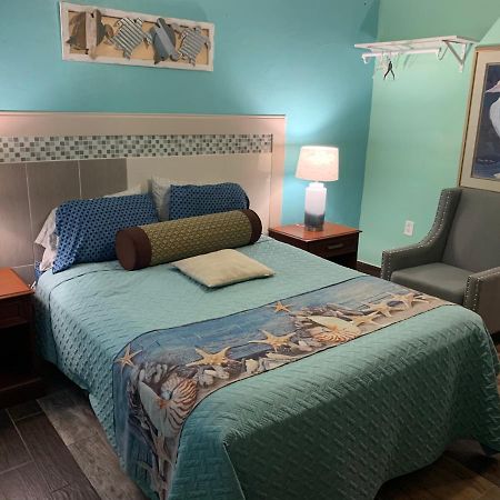 Michaels Siesta Motel Сент-Питерсберг Экстерьер фото